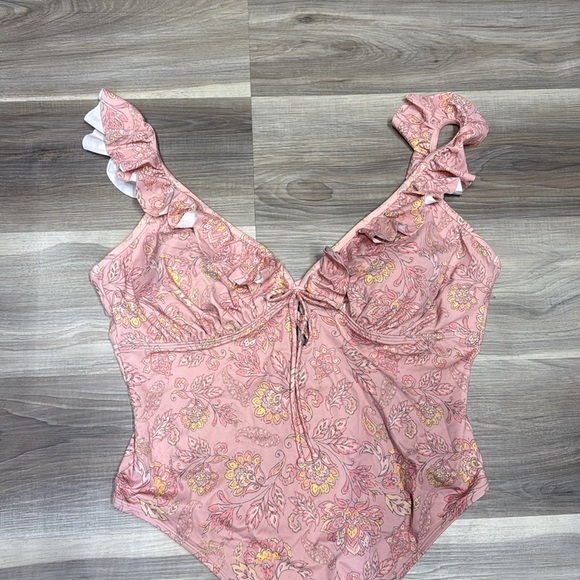 🏁 Joe Fresh & Roxy Earler Pink Floral Ruffle Swimsuit size 1X - Picture 4 of 9